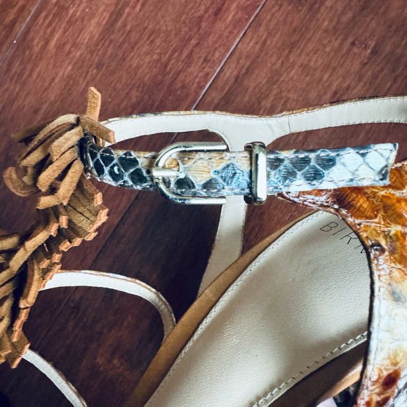 ALEXANDRE BIRMAN
Snakeskin Animal Print ankle T-Strap Sandals with fringes - Picture 14 of 15